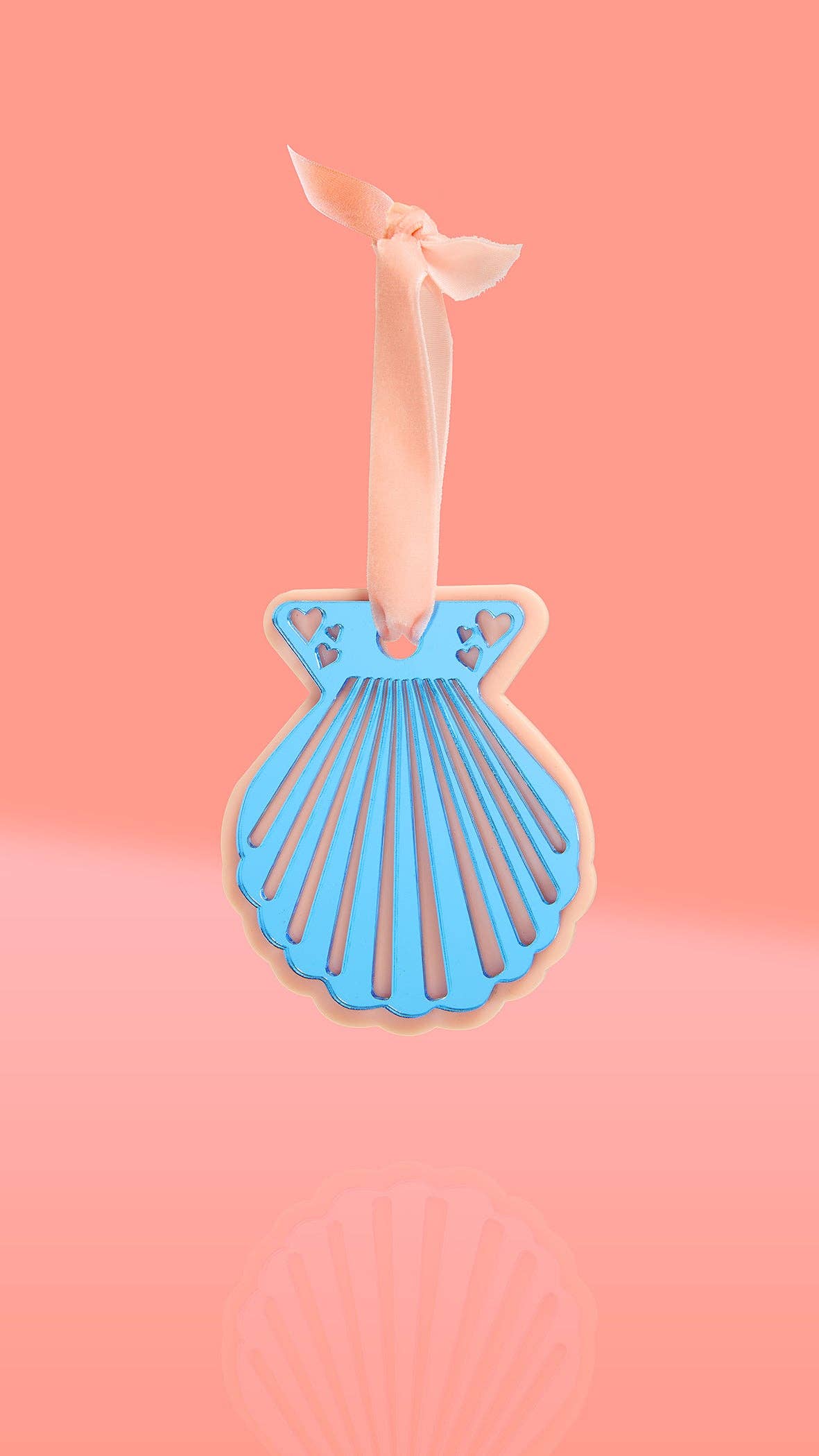 *FINAL SALE* Ornament Seashell Blue + Blush
