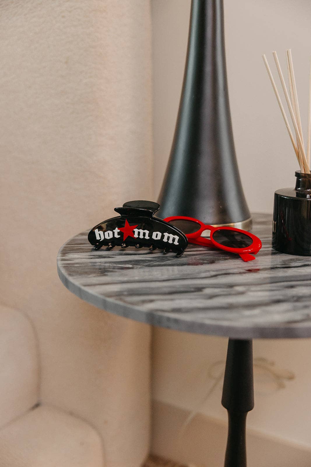Hot Mom Oversized Claw Clip