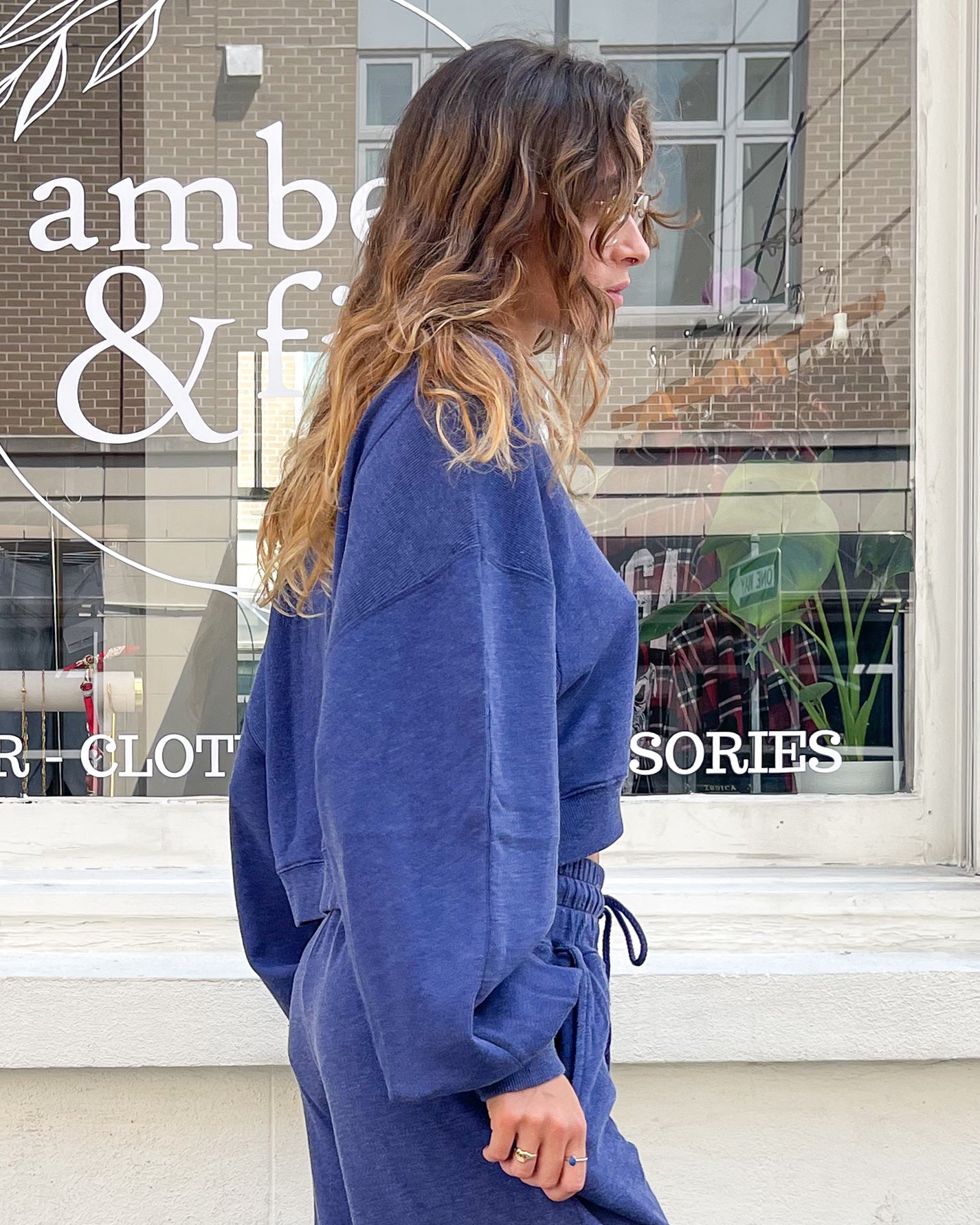 Ribbed Semi Cropped Sweatshirt