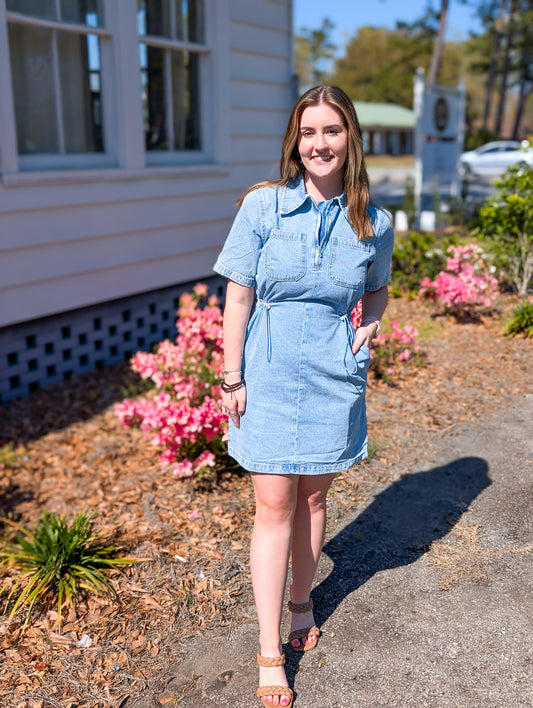 Light Denim Wash Cinch Waist Dress with Zipper Detailing