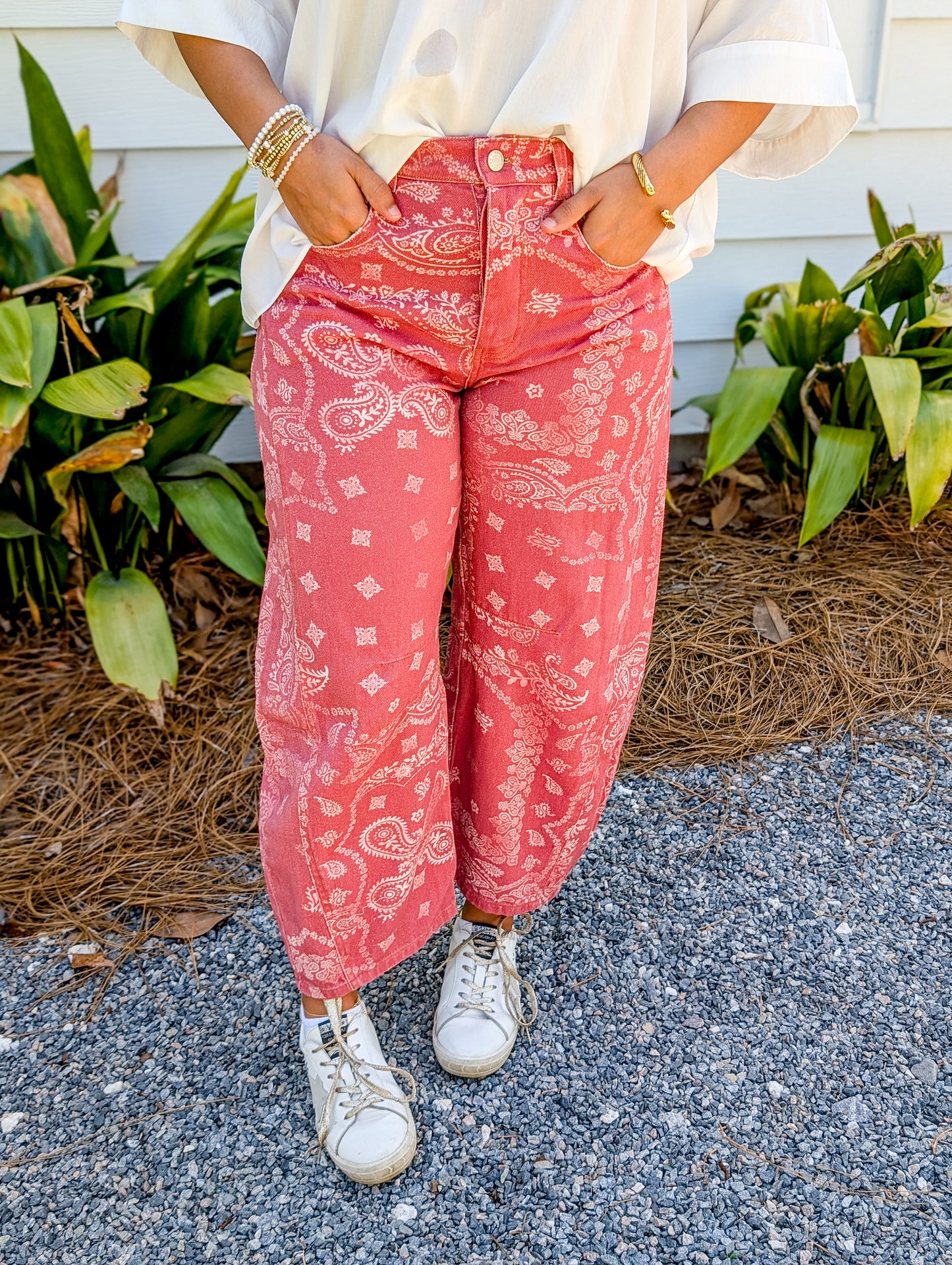 Bandana Cropped Barrel Jean