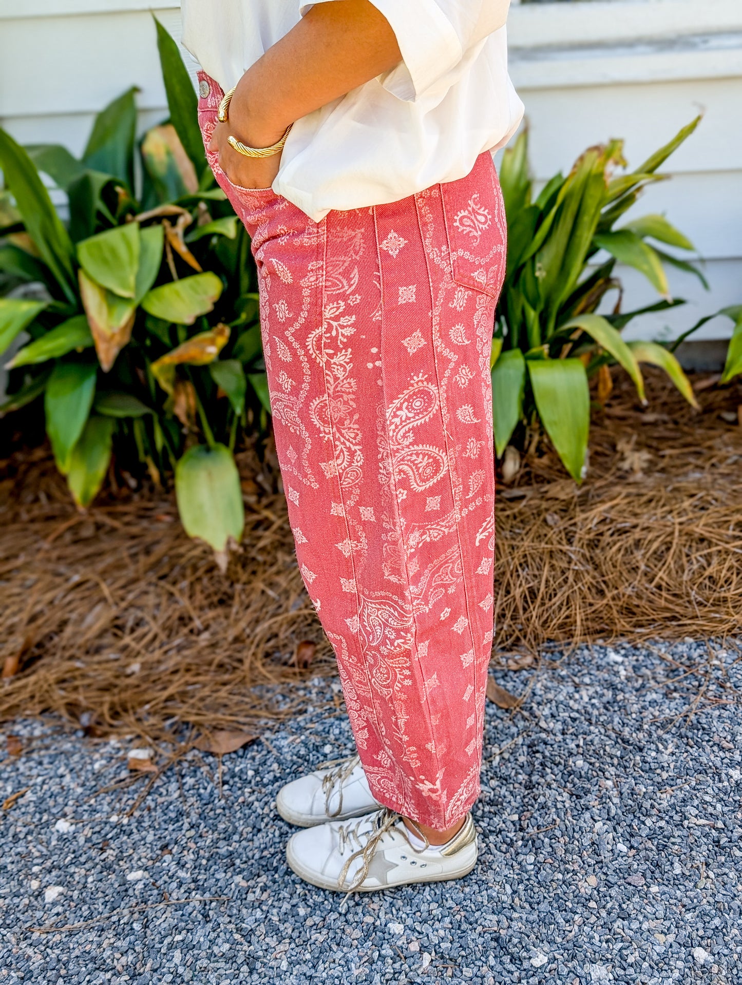 Bandana Cropped Barrel Jean