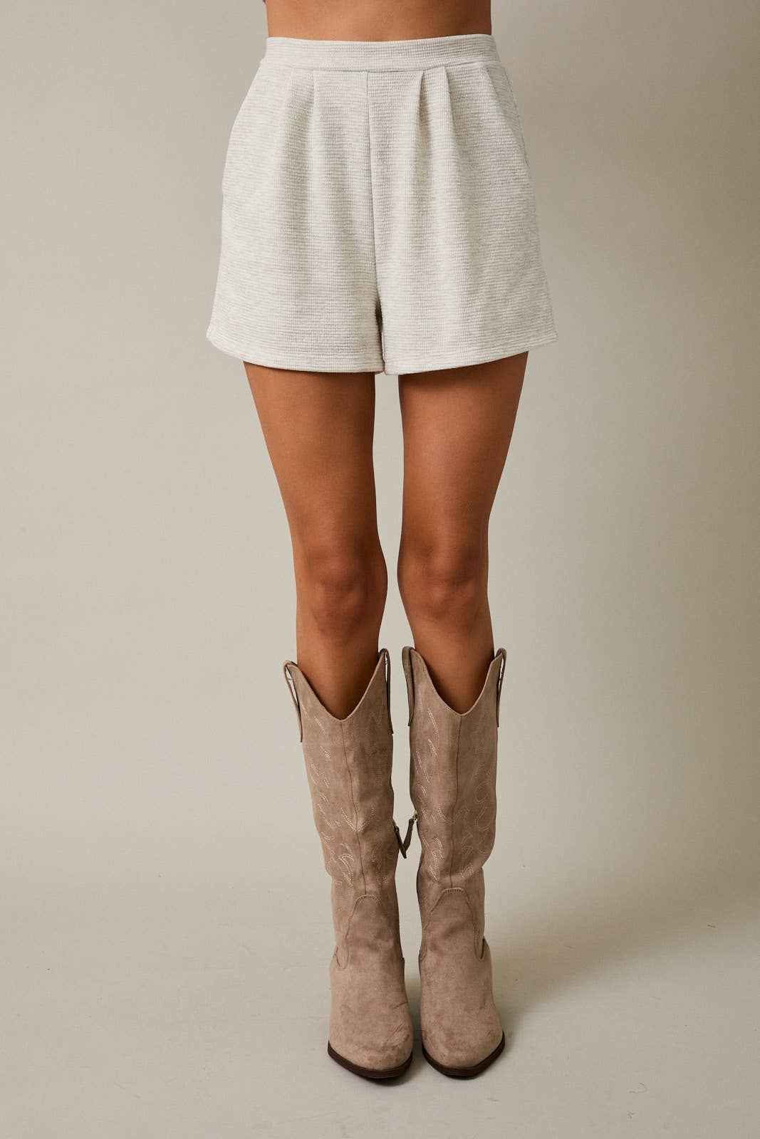 *FINAL SALE*Pleated Detail Shorts