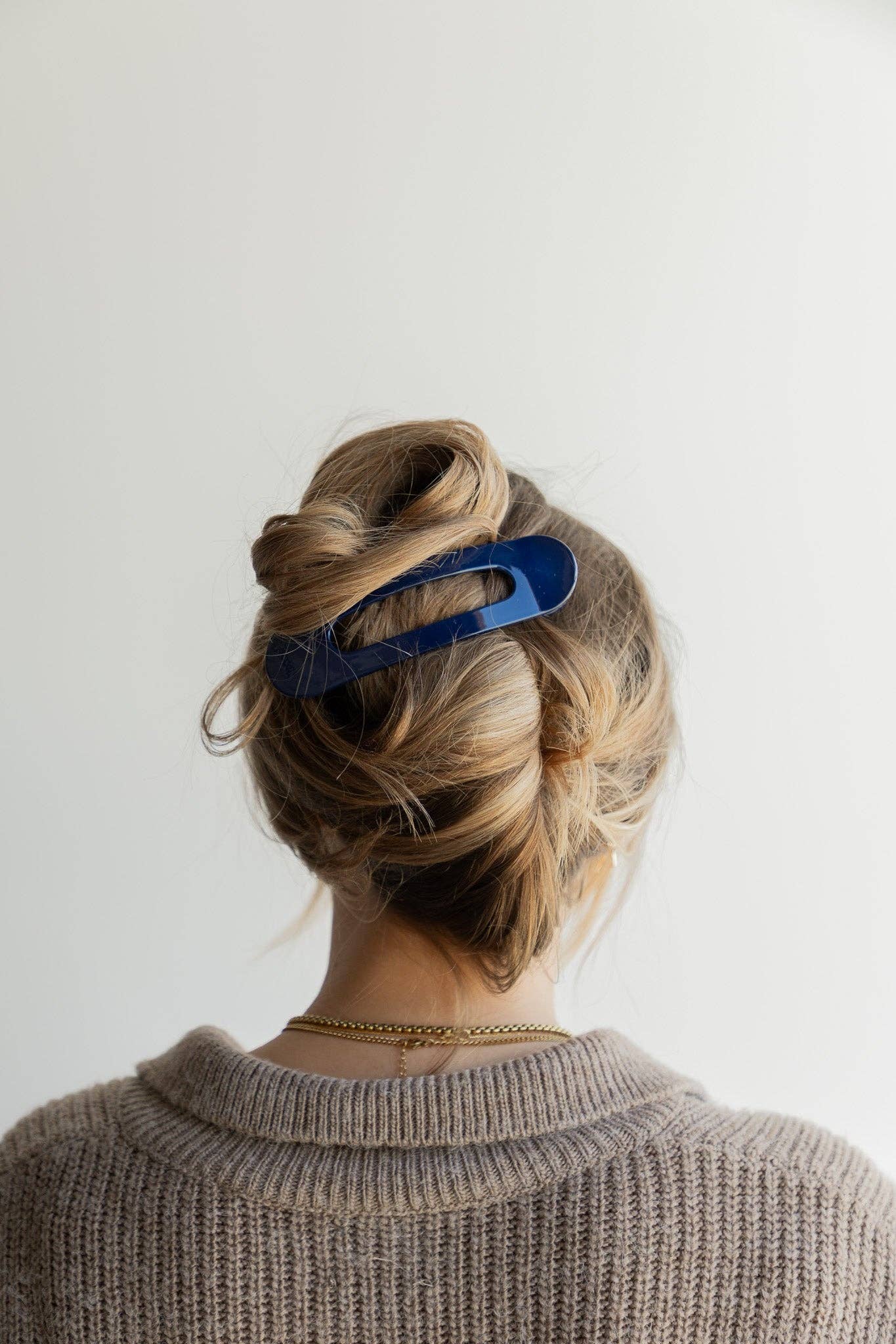 Oversized Lay Down Claws